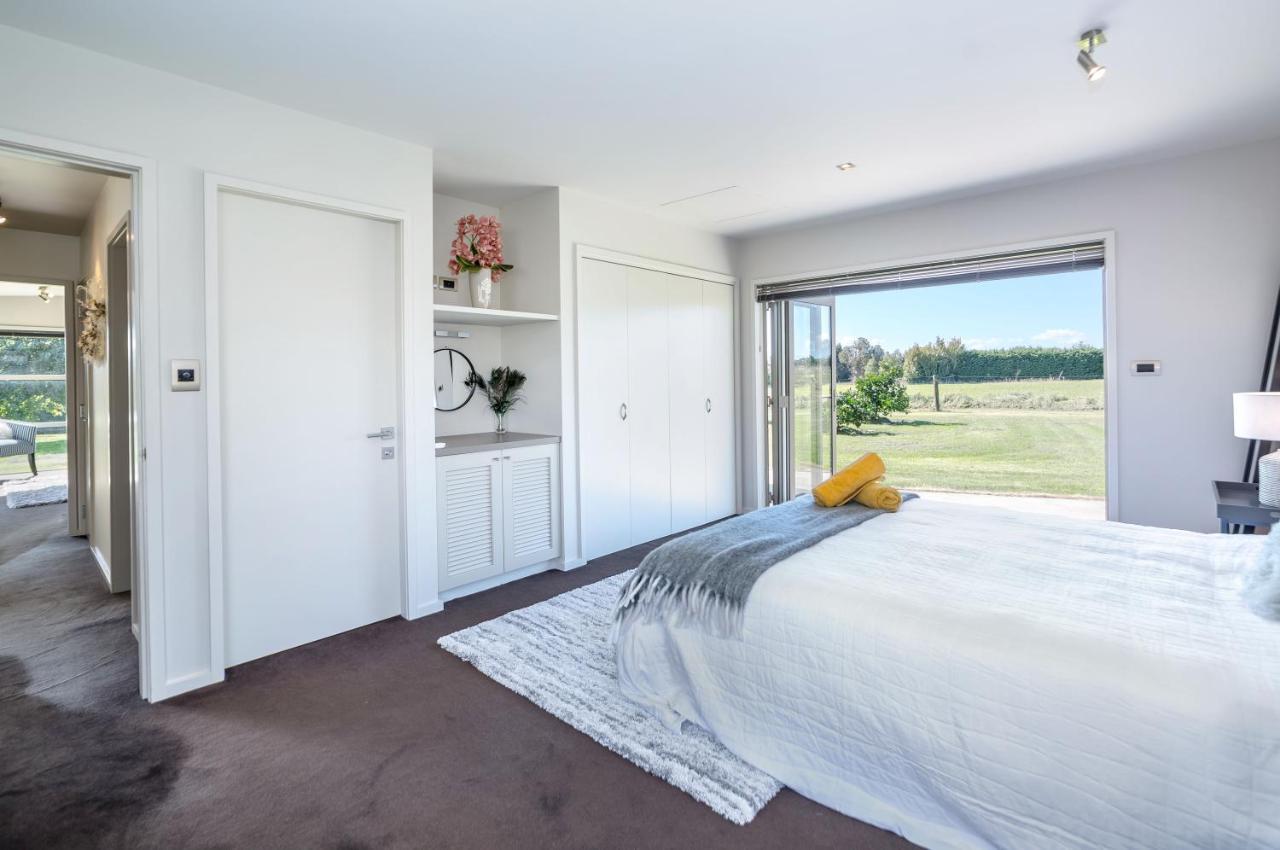 Paradise On Campbell Martinborough Extérieur photo