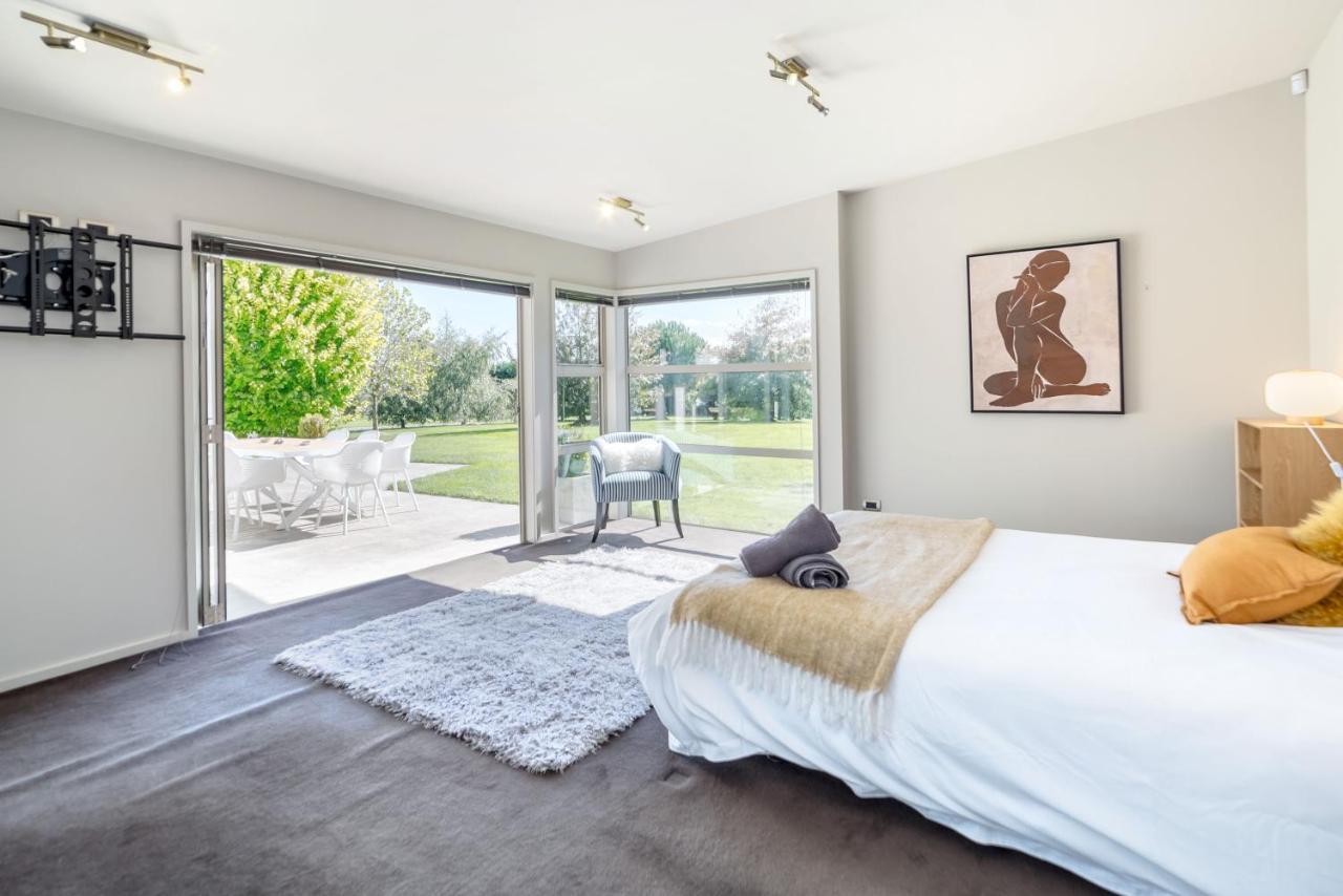 Paradise On Campbell Martinborough Extérieur photo