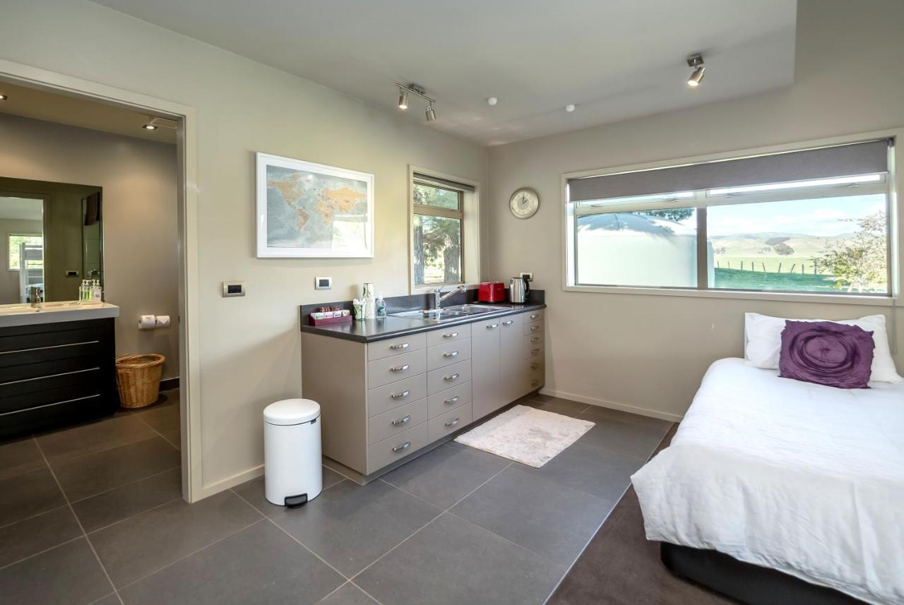 Paradise On Campbell Martinborough Extérieur photo